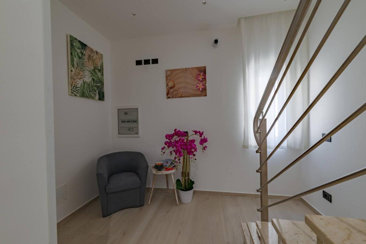 Vittoria Luxury Rooms Шакка Екстер'єр фото